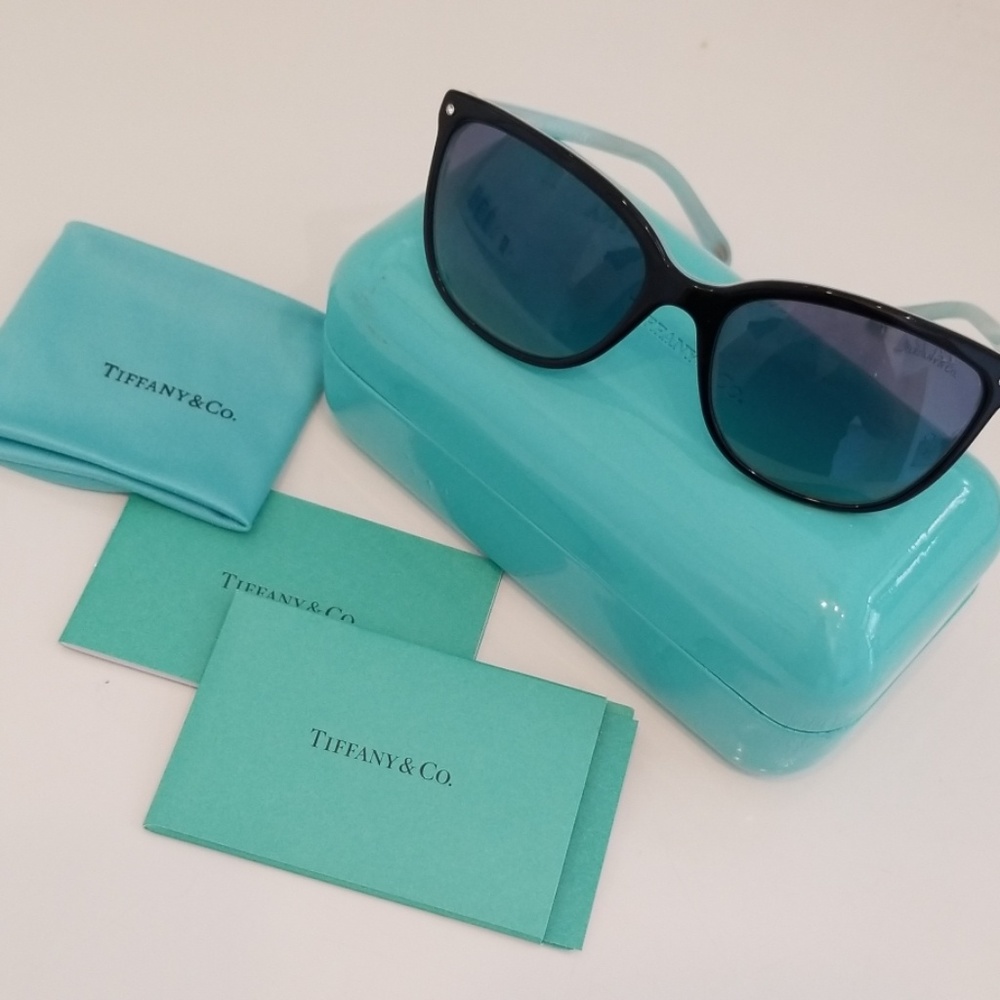 NEW Tiffany & Co. Aria Pearl Sunglasses